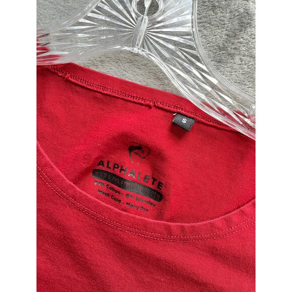 Alphalete Red TShirt Top Womens Small Short Sleeved Stretchy Workout Exercise - Picture 6 of 9